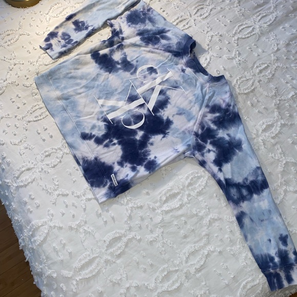 Calvin Klein Tie Dye Crewneck - Picture 2 of 7